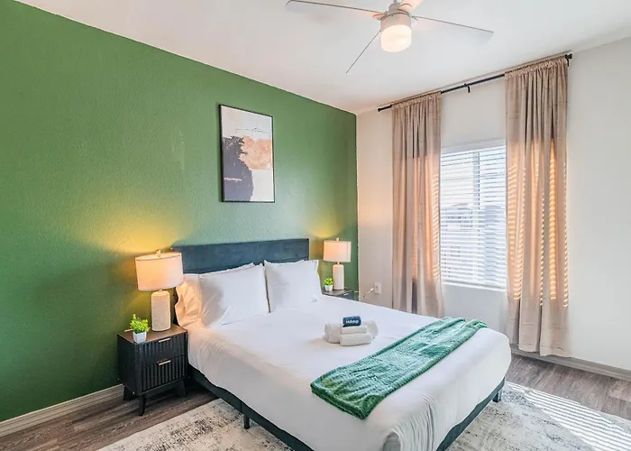 Stadium Area W Pool Gym Balcony Parking Wd Apartment *